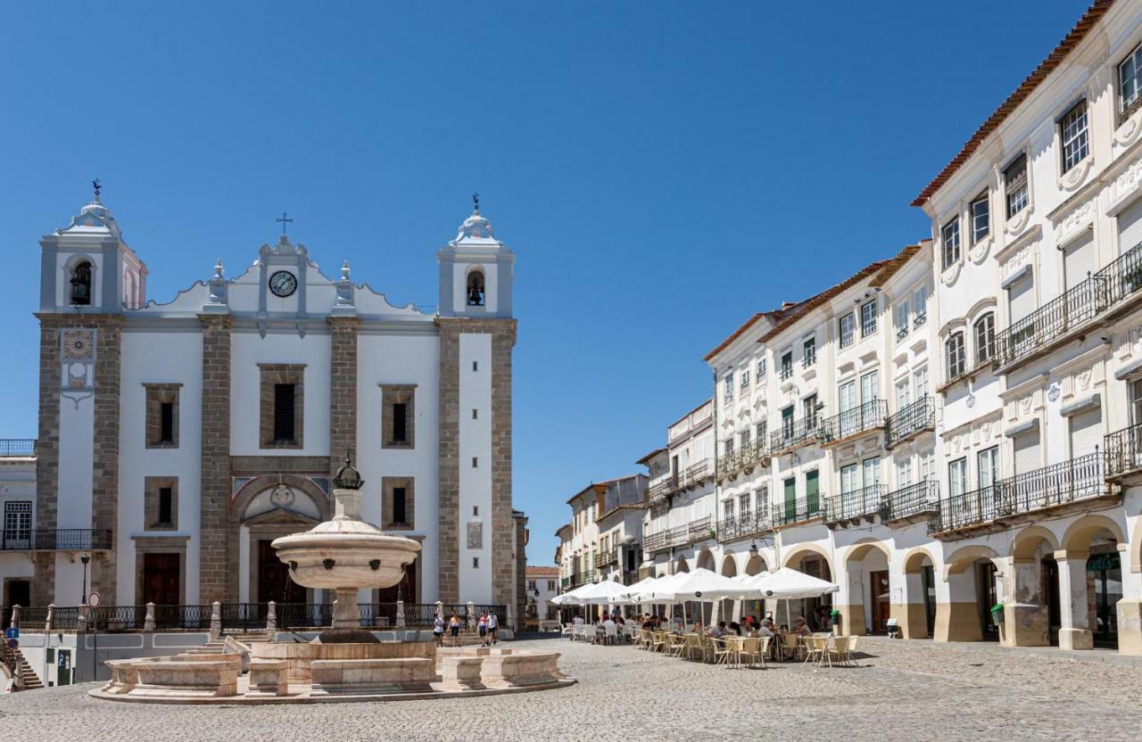 Casa Das Arcadas, Garage Free - Praca De Giraldo Evora Bagian luar foto